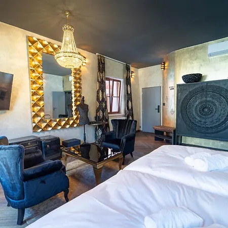 Boutique Fabrika Hotel